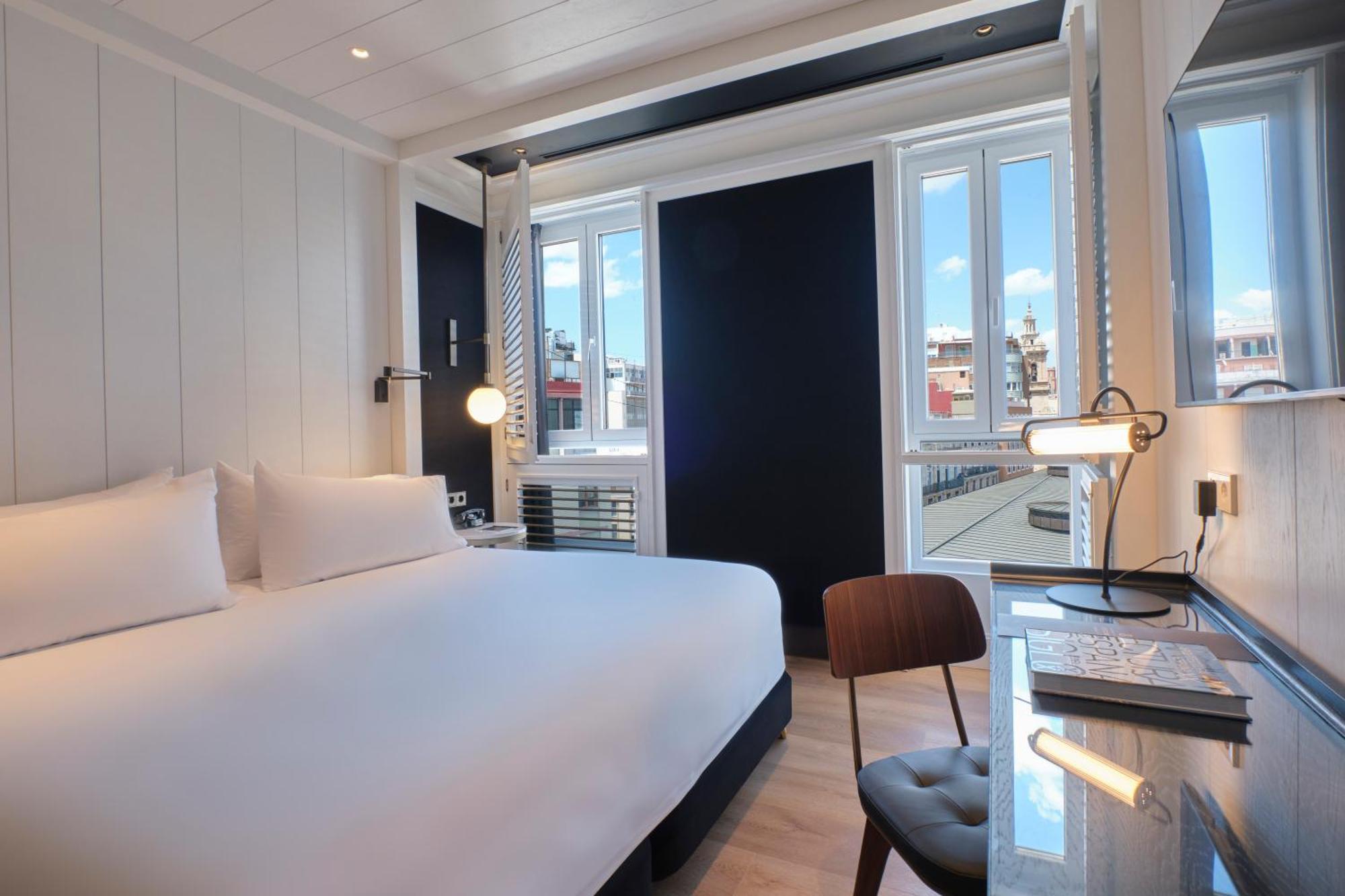 Estimar Valencia Hotel ภายนอก รูปภาพ